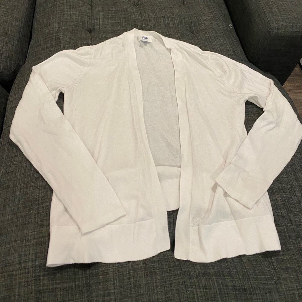 White long sleeve cardigan